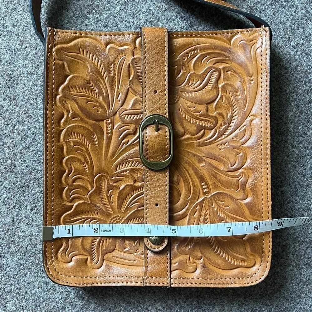 Patricia Nash Venezia Tooled Leather Tan Crossbody Shoulder Pouch Bag Western